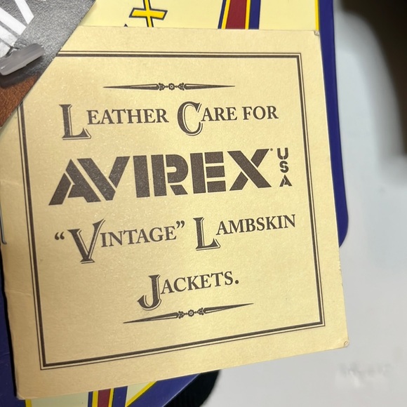 Grammys Vintage Avirex Varsity leather jacket from the 41st Grammy Awards - Picture 13 of 16